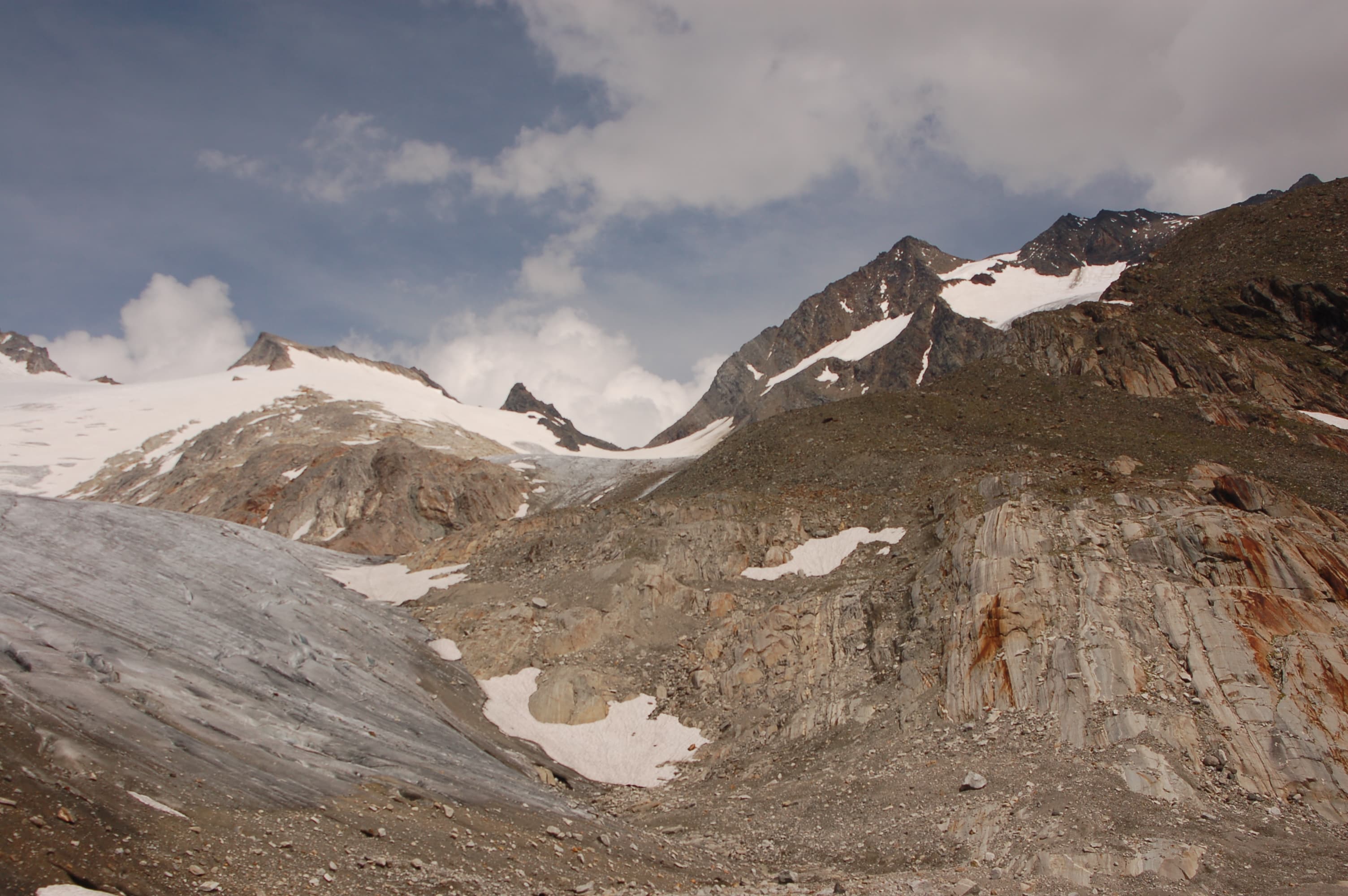 Alpine Bedrock (Granitoid/Gneiss)