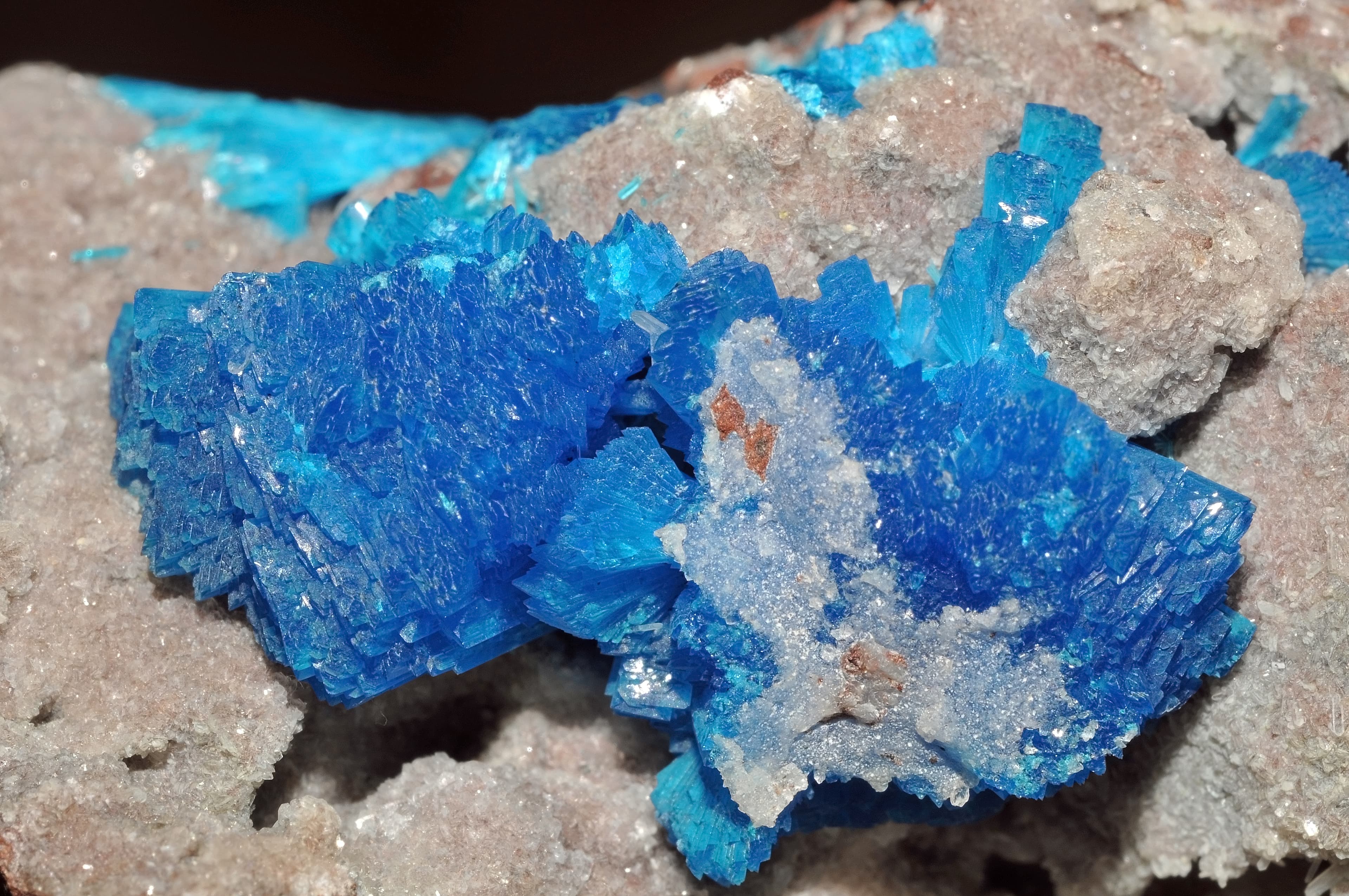 Cavansite