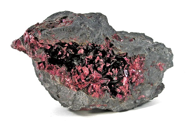 Erythrite