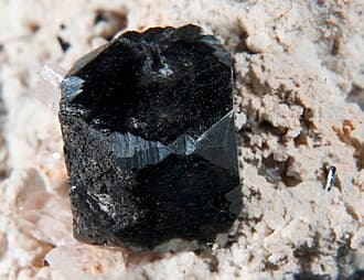 Bixbyite