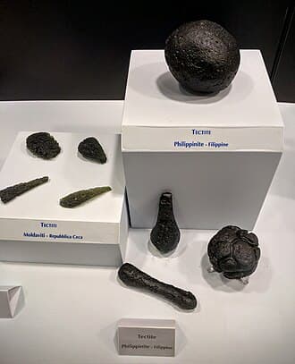 Tektite