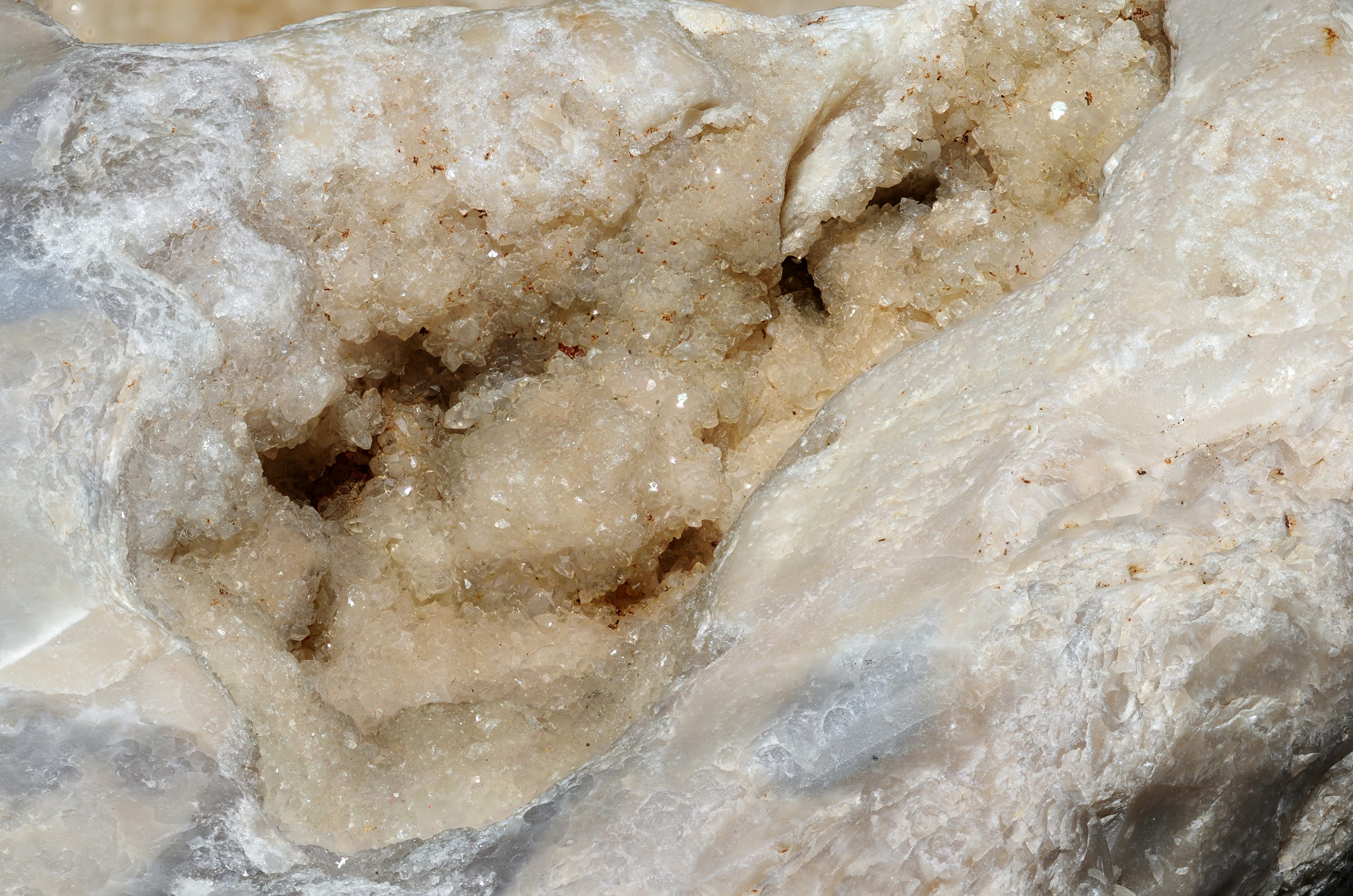 Flint geode